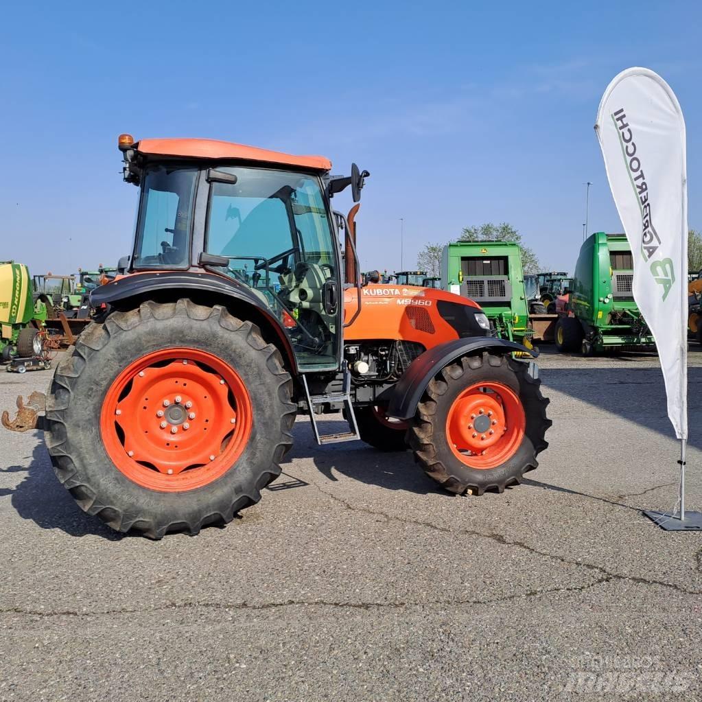 Kubota M 9960 HD 트랙터