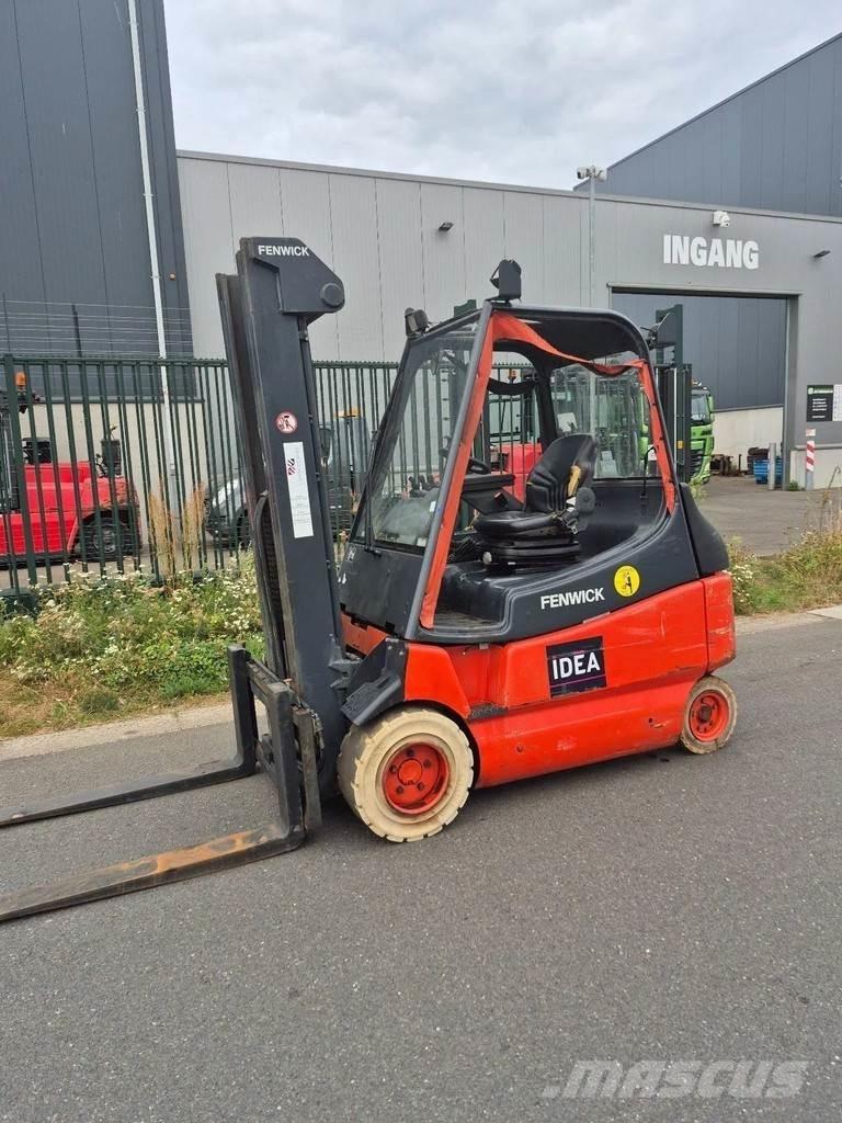 Linde e30/600-02 전동 지게차