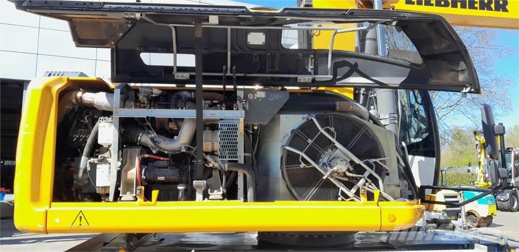 Liebherr A920  휠 굴삭기