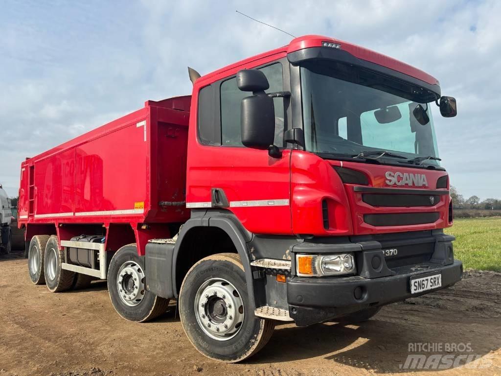 Scania P 370 덤프 트럭