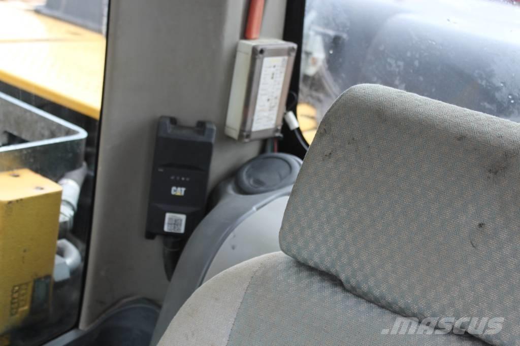 CAT 319 D L 대형 굴삭기 29톤 이상