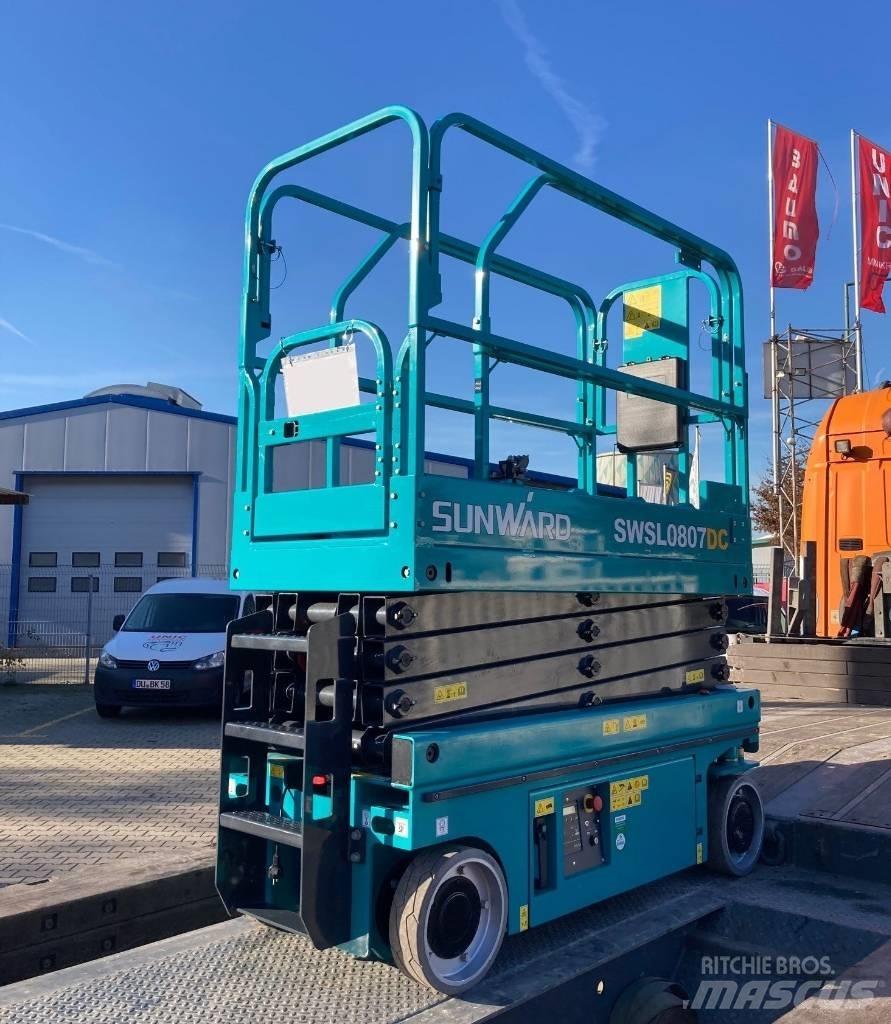 Sunward SWSL0807DC 가위형 리프트