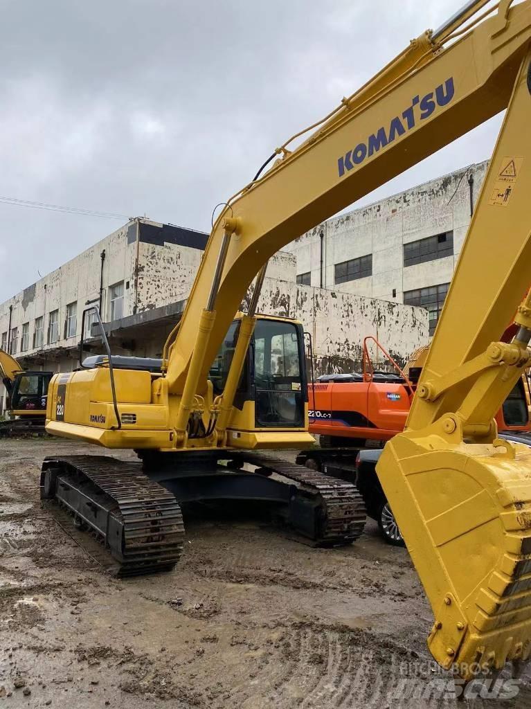 Komatsu 220 대형 굴삭기 29톤 이상