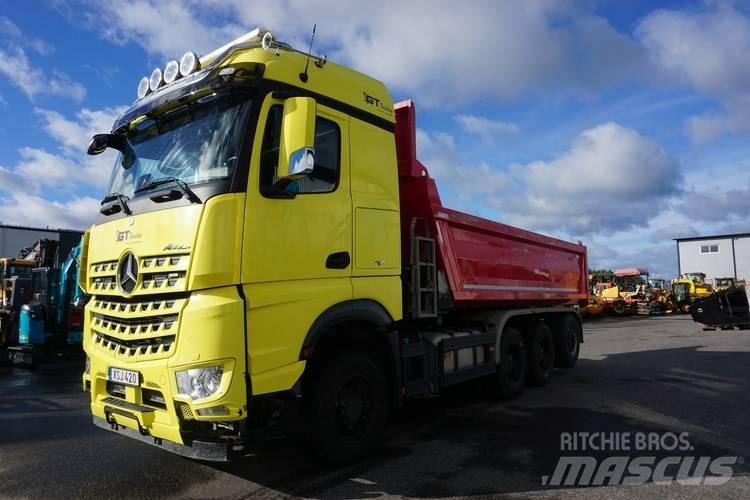 Mercedes-Benz Arocs 덤프 트럭