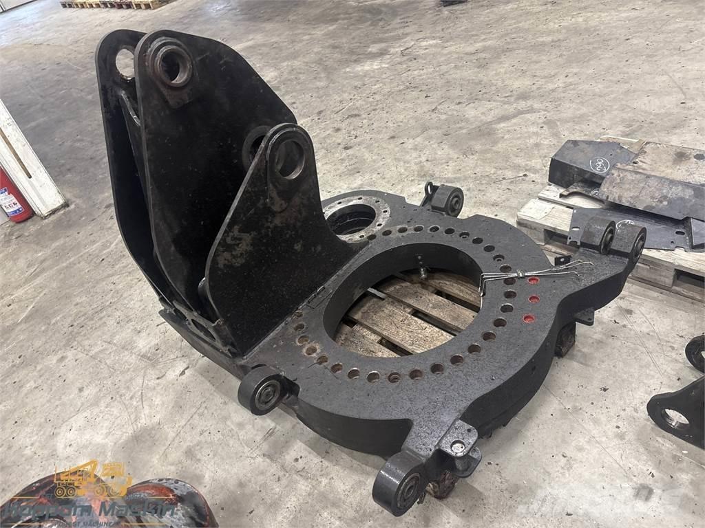 Komatsu 270H 하비스터 크레인