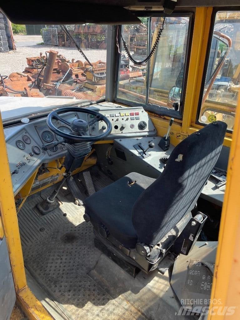Volvo A20C 연결식 홀러
