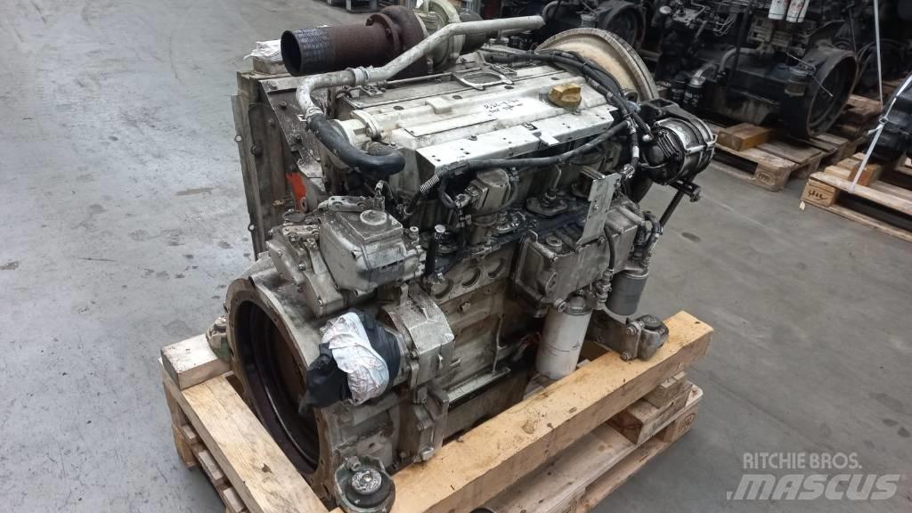 Deutz BF4M1013 엔진