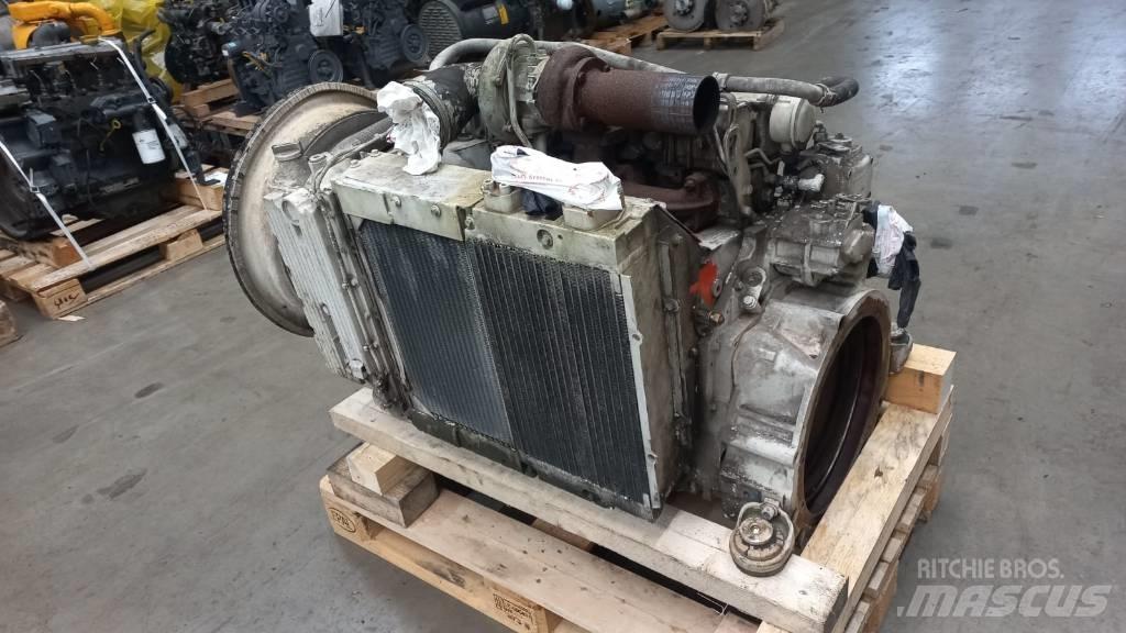 Deutz BF4M1013 엔진