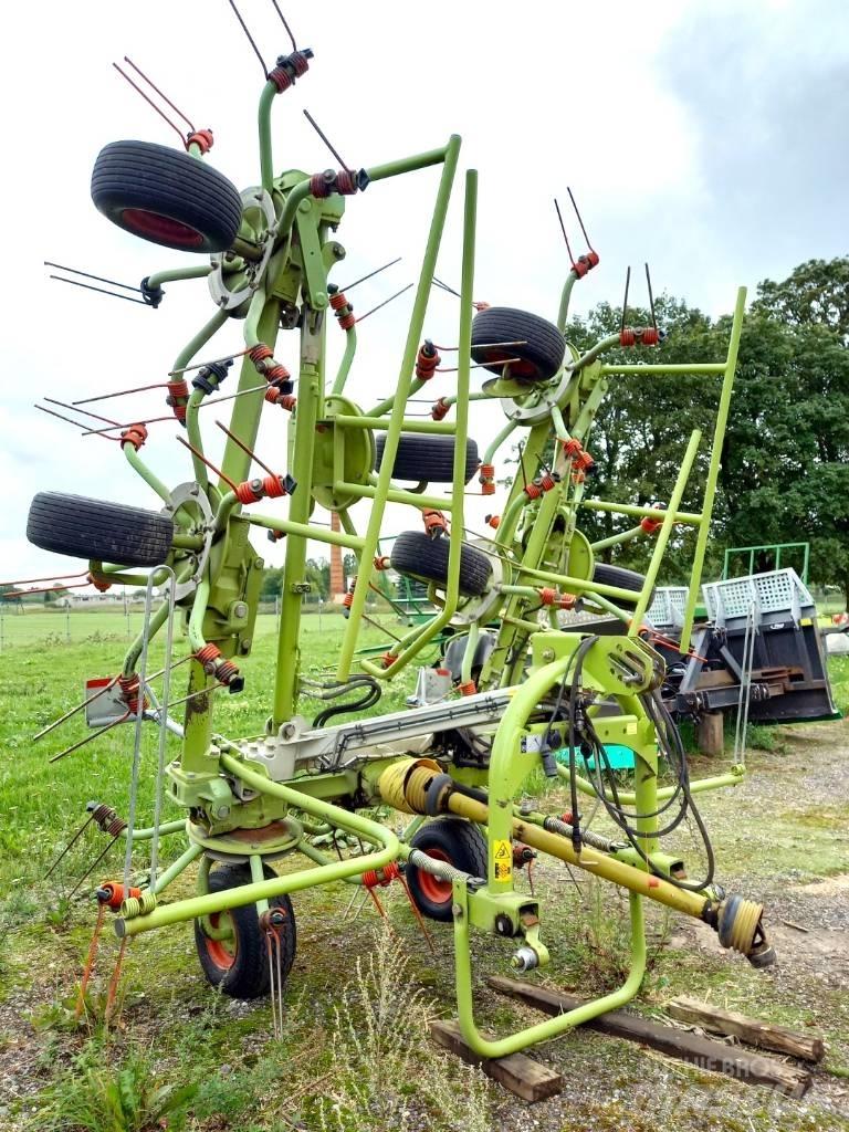 CLAAS Volto 870 갈퀴 및 테더