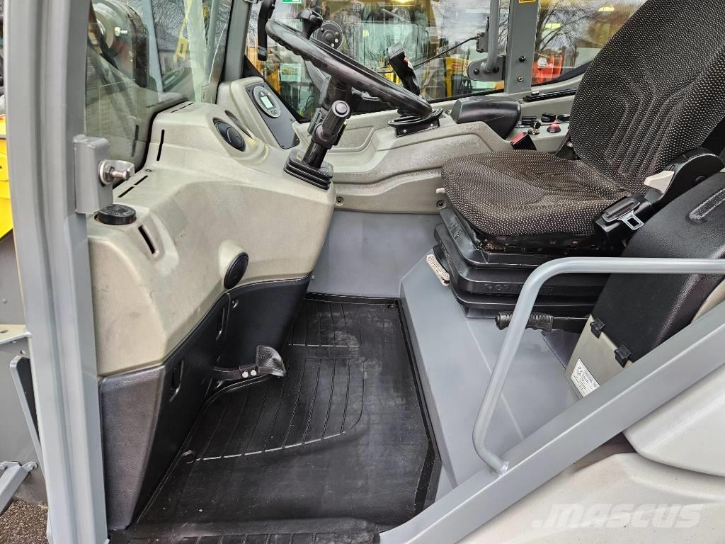 Kramer 5085  휠로우더