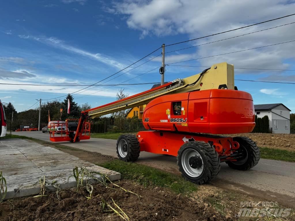 JLG 860 SJ 견인식 전동이동 리프트