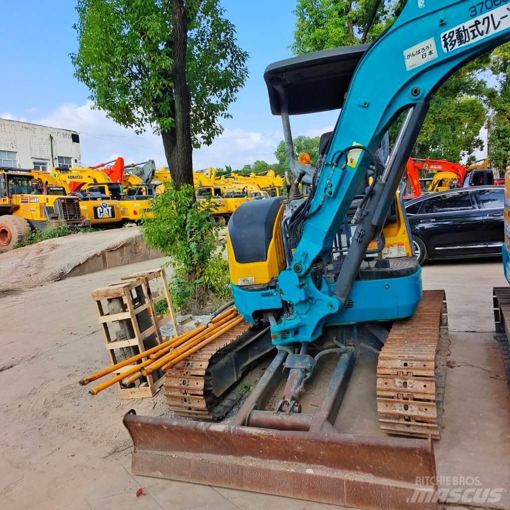 Kubota U30 소형 굴삭기 7톤 미만