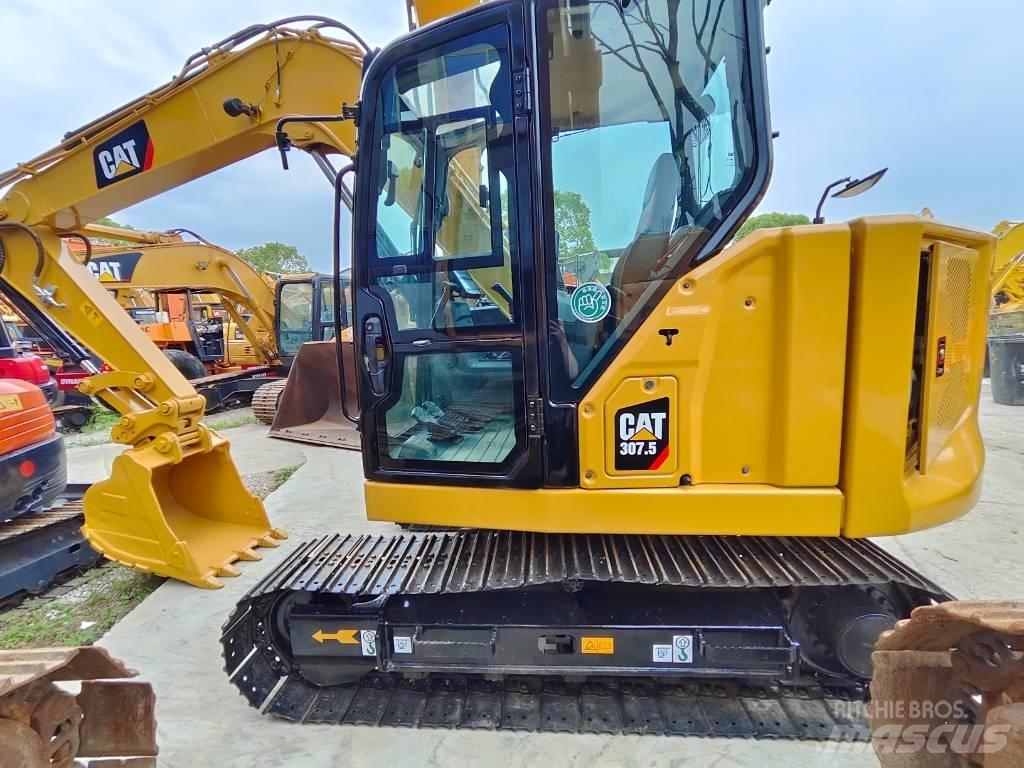 CAT 307.5 소형 굴삭기 7톤 미만