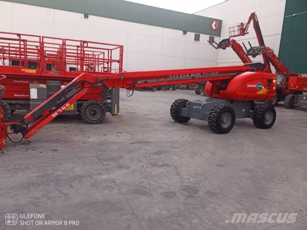 JLG 660 SJ 견인식 전동이동 리프트