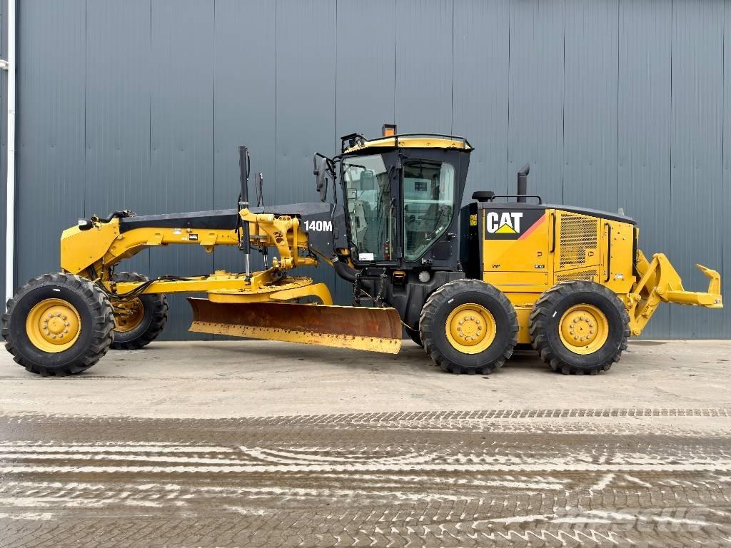 CAT 140M 그레이더