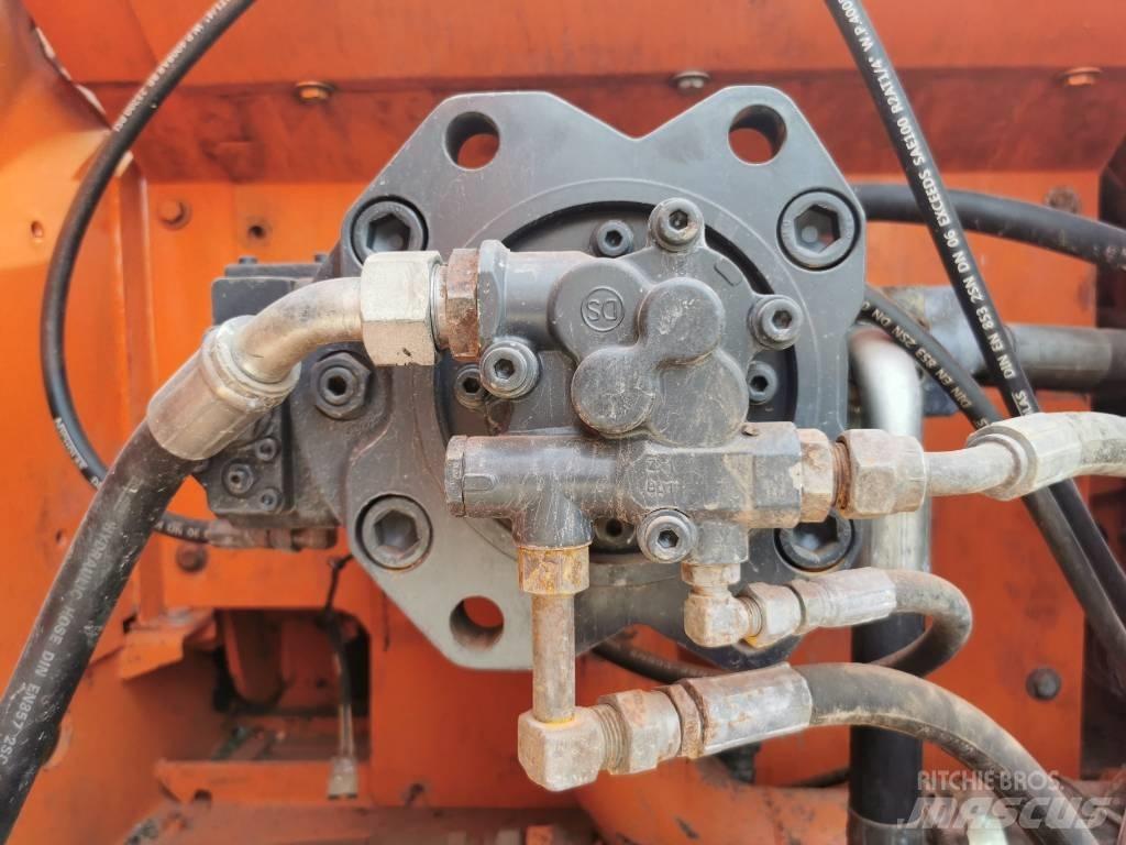 Doosan DX225LC 대형 굴삭기 29톤 이상