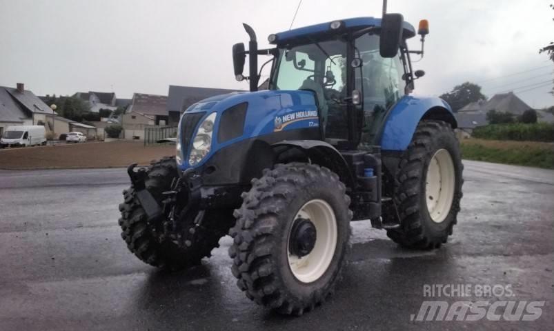 New Holland T 7.200 트랙터