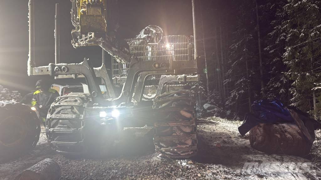 Rottne F13s 원목 포워더