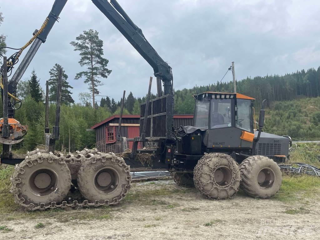 Valmet 860 원목 포워더