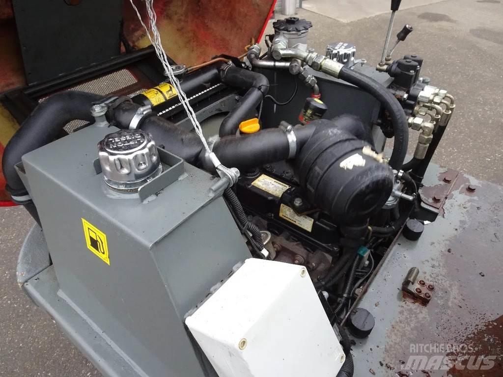 Neuson 1001 건설현장 덤프트럭