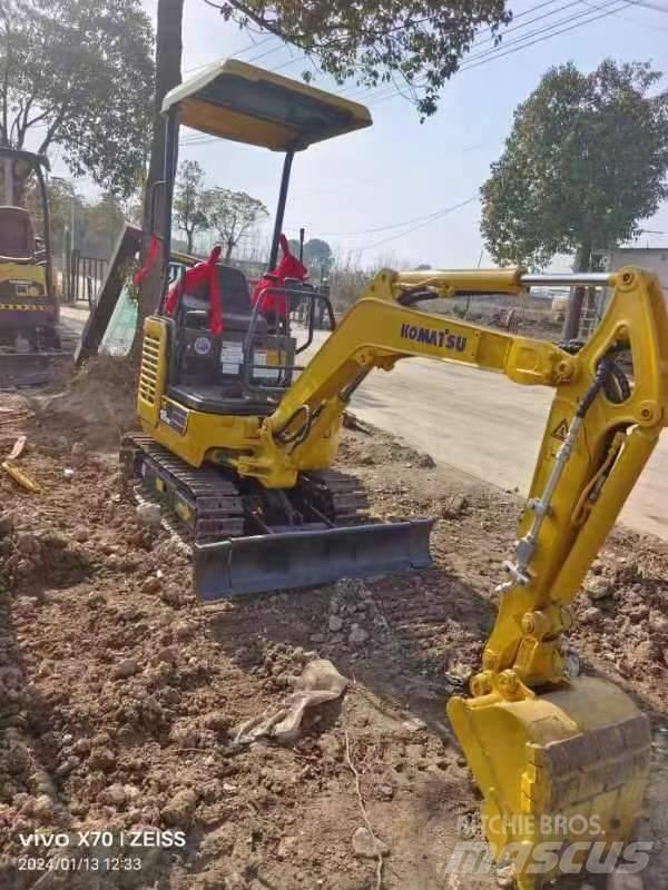 Komatsu PC 18 MR 소형 굴삭기 7톤 미만