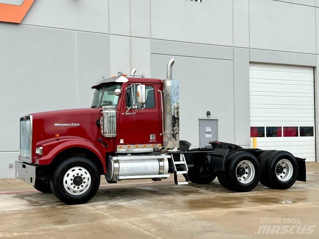 Western Star 4900 트랙터 유닛