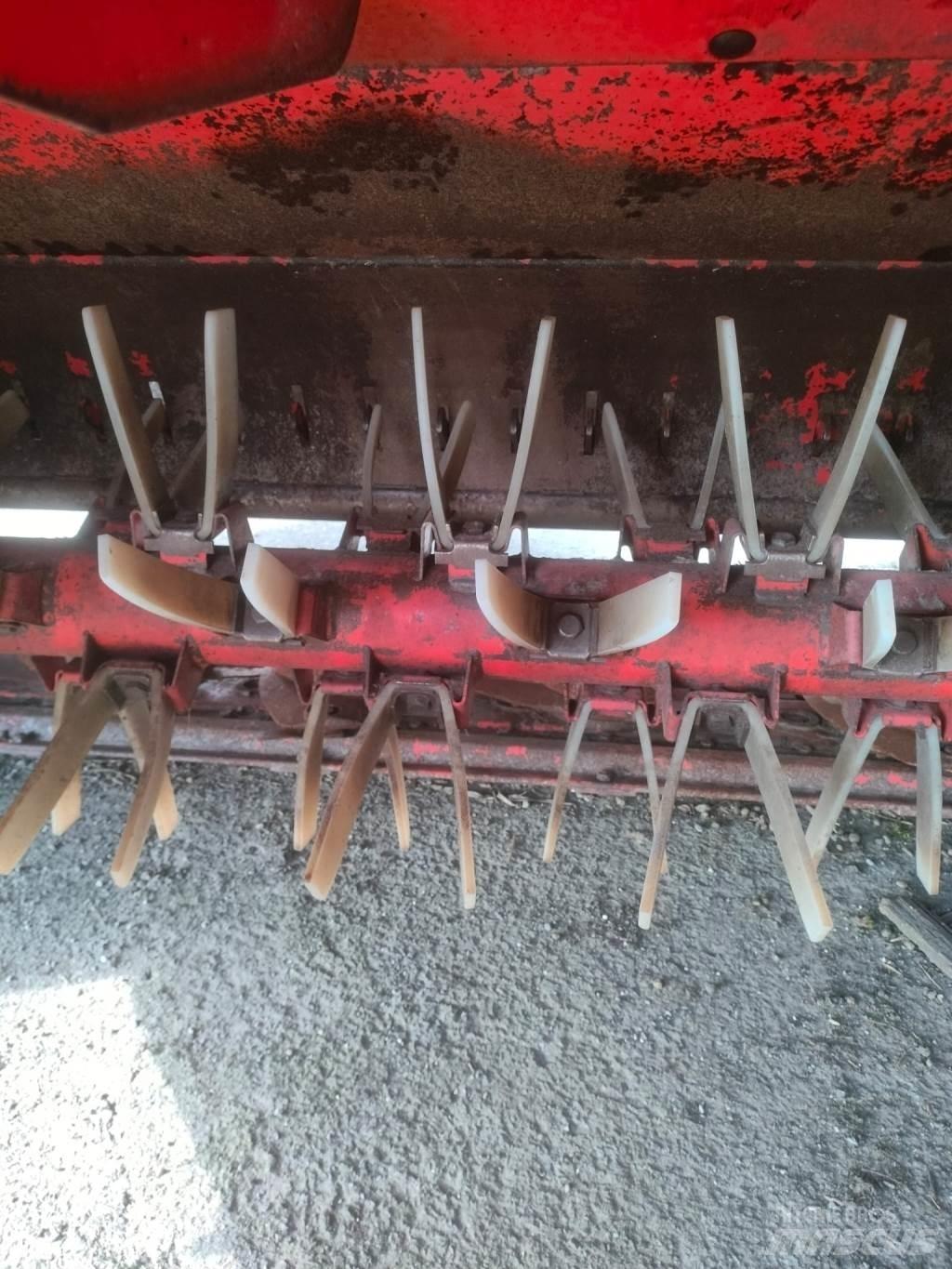 Kuhn FC 313 제초기