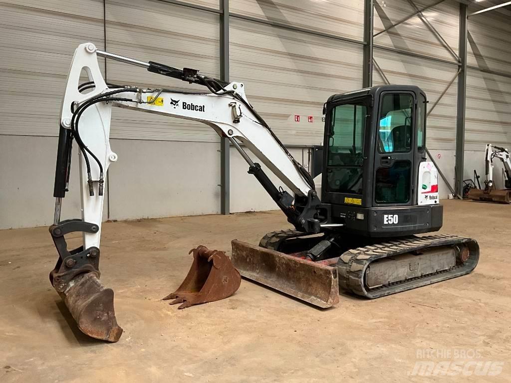 Bobcat E 50 소형 굴삭기 7톤 미만