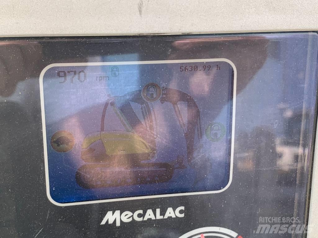 Mecalac 8 M CR 중형굴삭기 7톤-28톤