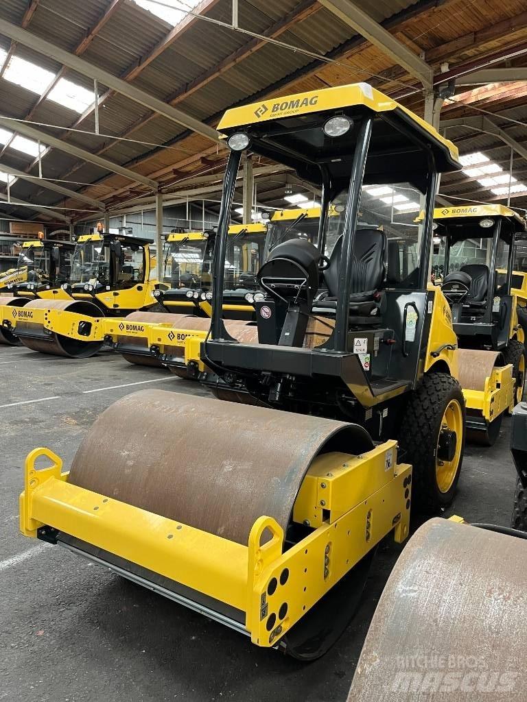 Bomag BW 124 DH-5 싱글 드럼 롤러