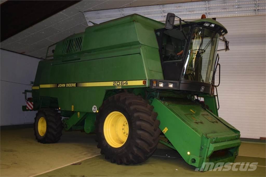 John Deere 2064 콤바인 수확기