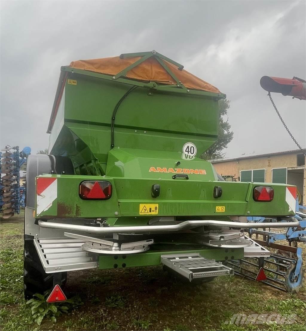 Amazone ZG-B 8200 미네랄 살포기