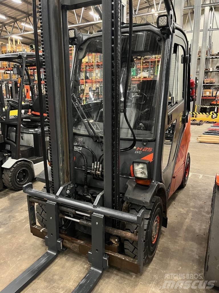Linde H25D-02 디젤 지게차
