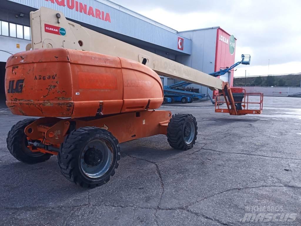 JLG 860 SJ 견인식 전동이동 리프트