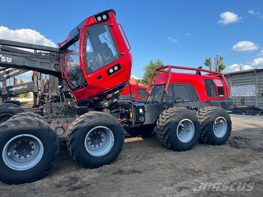 Komatsu 931 XC 원목 하베스터