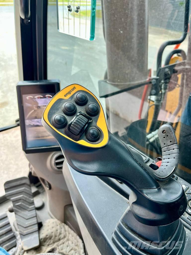 Volvo ECR 235 E 대형 굴삭기 29톤 이상