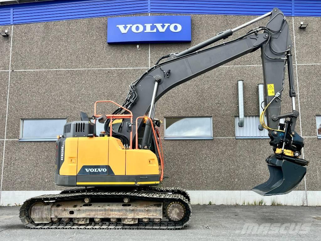 Volvo ECR 235 E 대형 굴삭기 29톤 이상