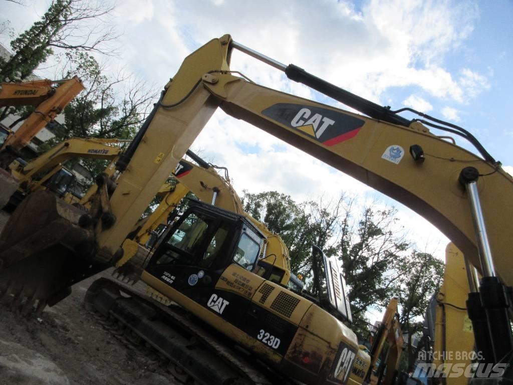CAT 326 대형 굴삭기 29톤 이상