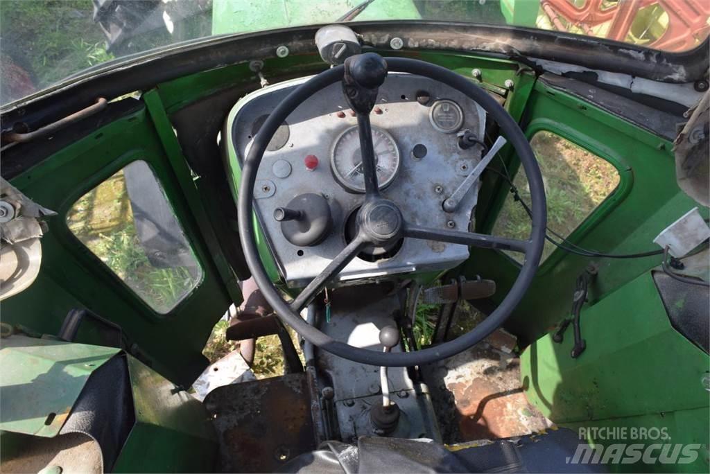 Deutz-Fahr D4006 트랙터