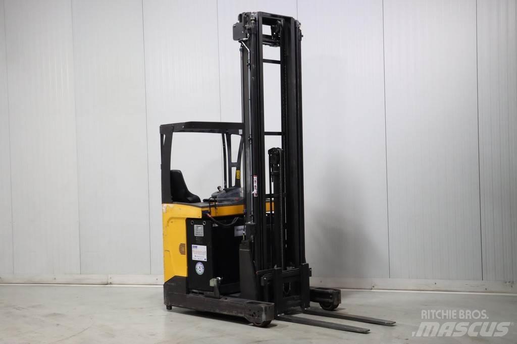 Atlet UMS160D 리치 트럭