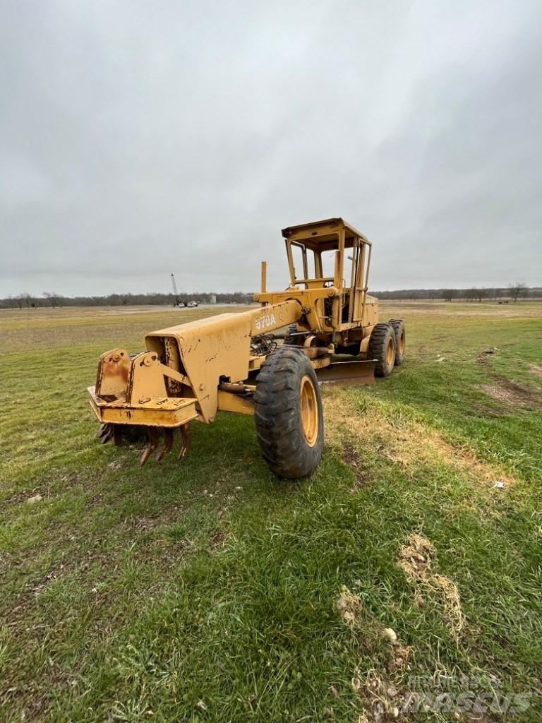 DEERE 570A 그레이더
