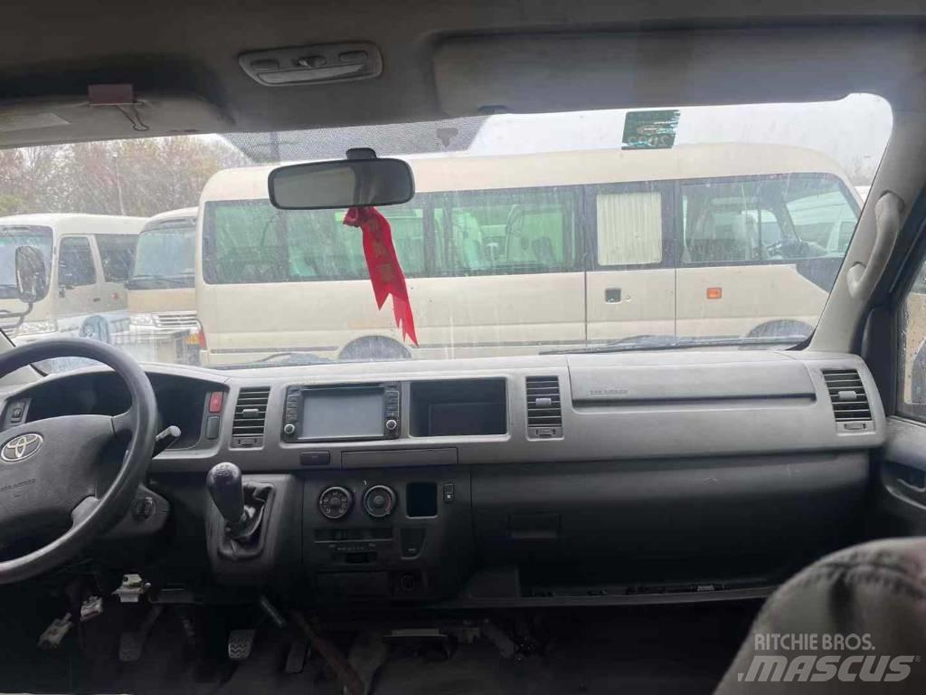 Toyota Hiace 시외버스