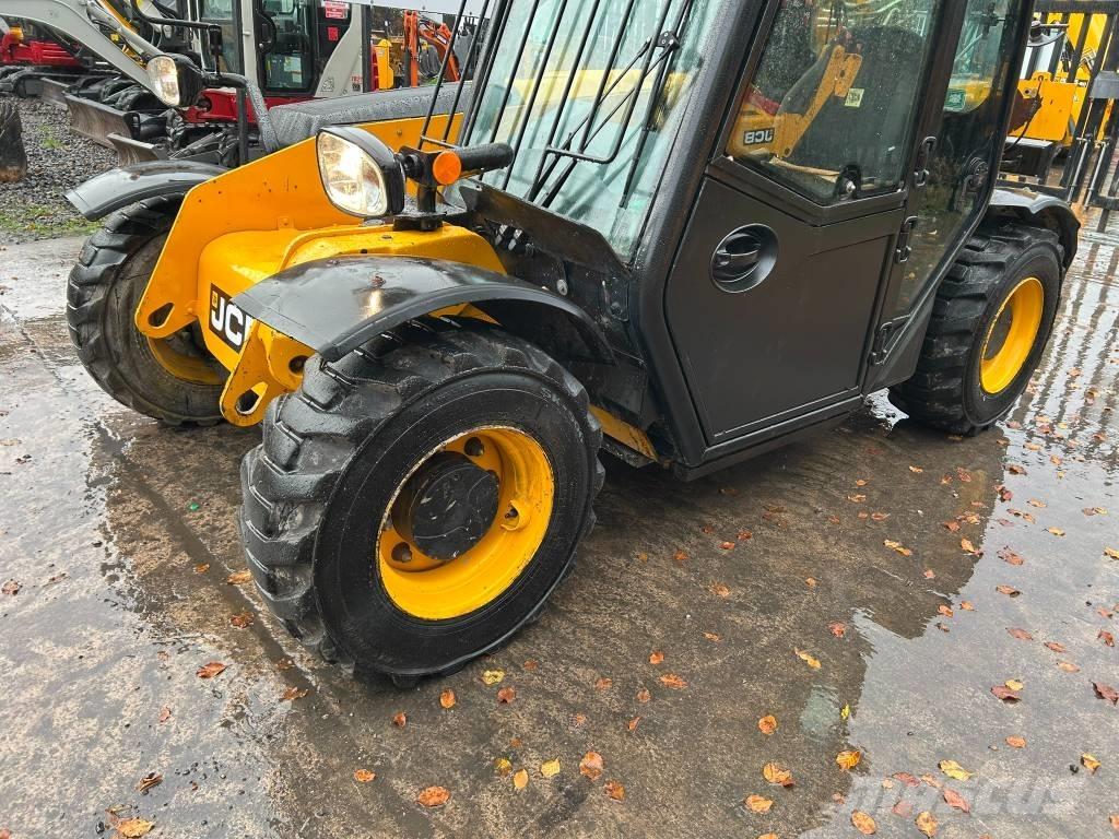 JCB 525-60 텔러 핸들러