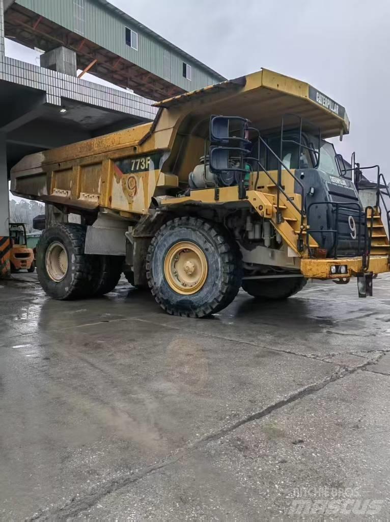 CAT 777E 연결식 홀러