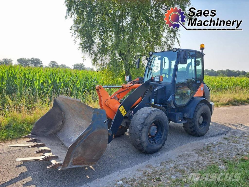 Komatsu WA70-7  휠로우더