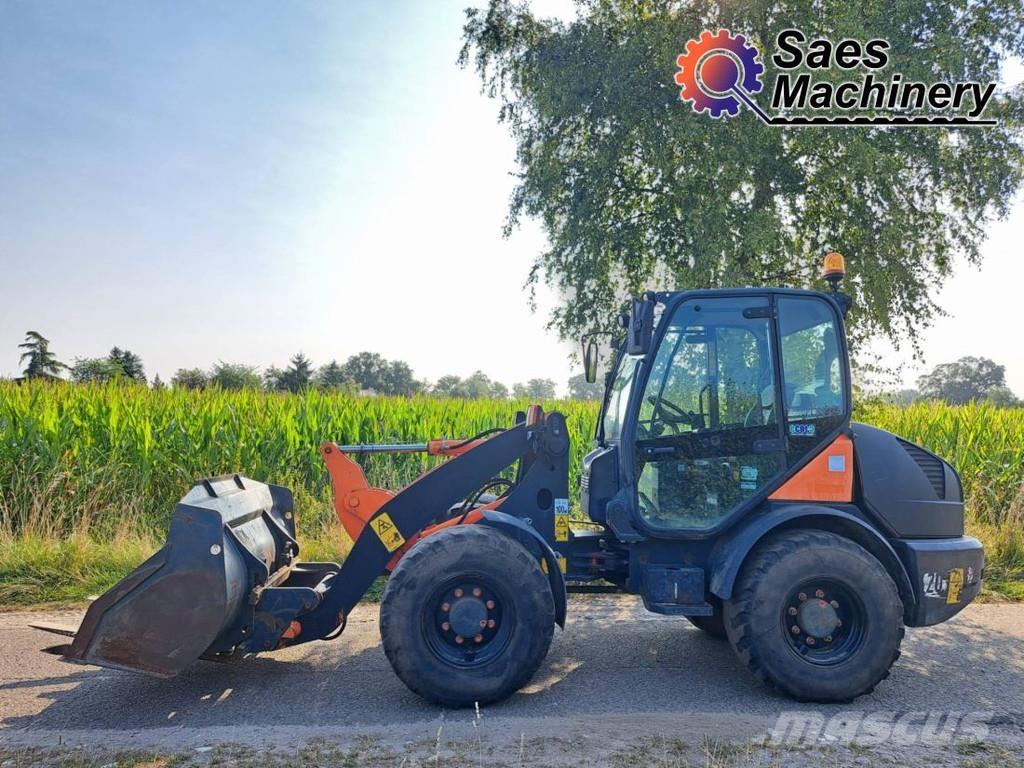 Komatsu WA70-7  휠로우더