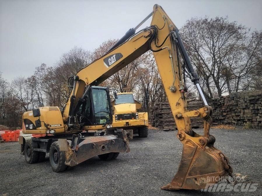CAT M 315 D  휠 굴삭기