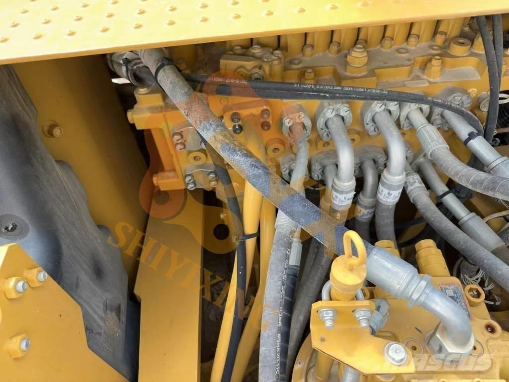 CAT 330 대형 굴삭기 29톤 이상