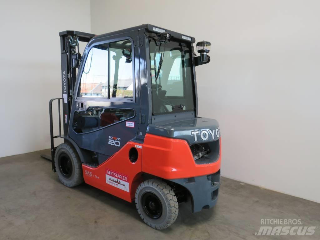 Toyota 8 FDF 20 디젤 지게차
