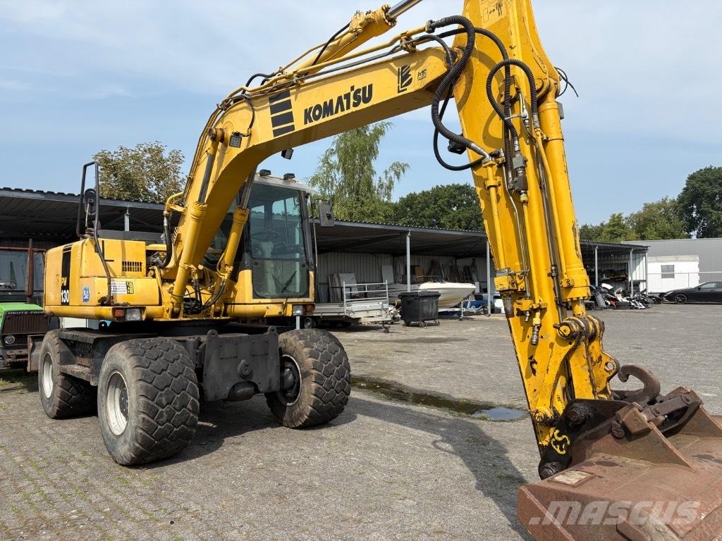 Komatsu PW 130-7K  휠 굴삭기